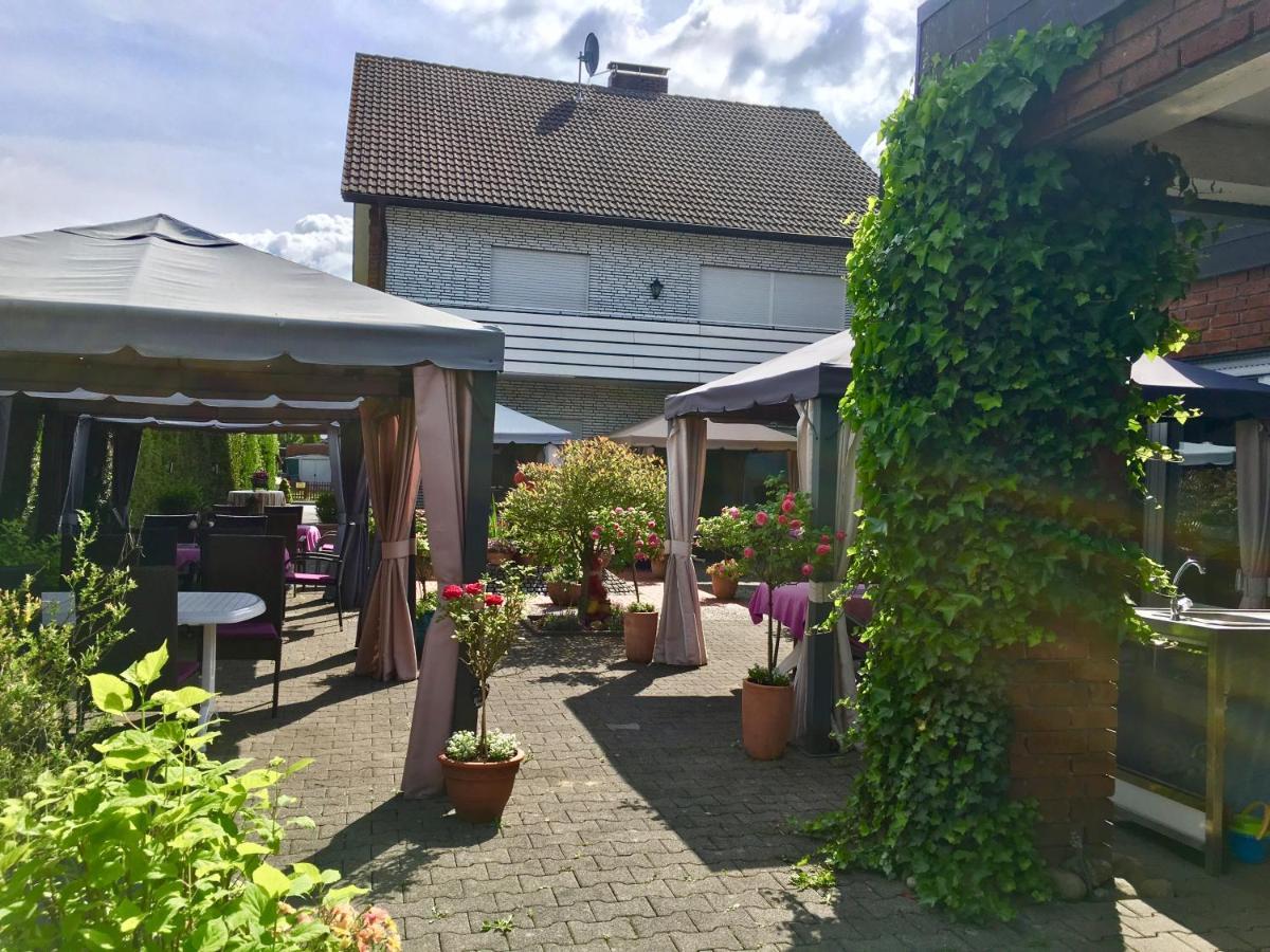 Landgasthof Rheda Hotel - Restaurant Exterior foto